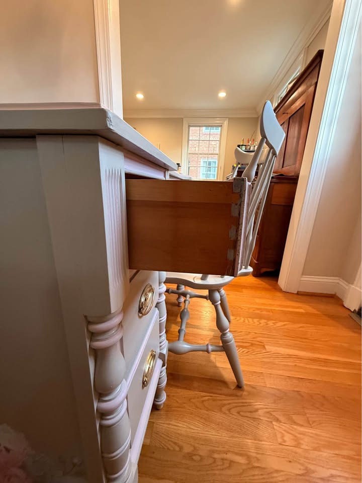 Nichols and Stone Vanity/Desk+ Chair+ nightstand