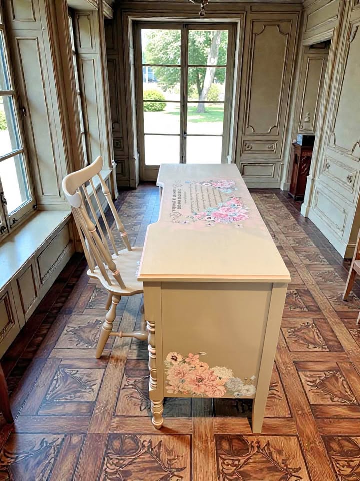 Nichols and Stone Vanity/Desk+ Chair+ nightstand