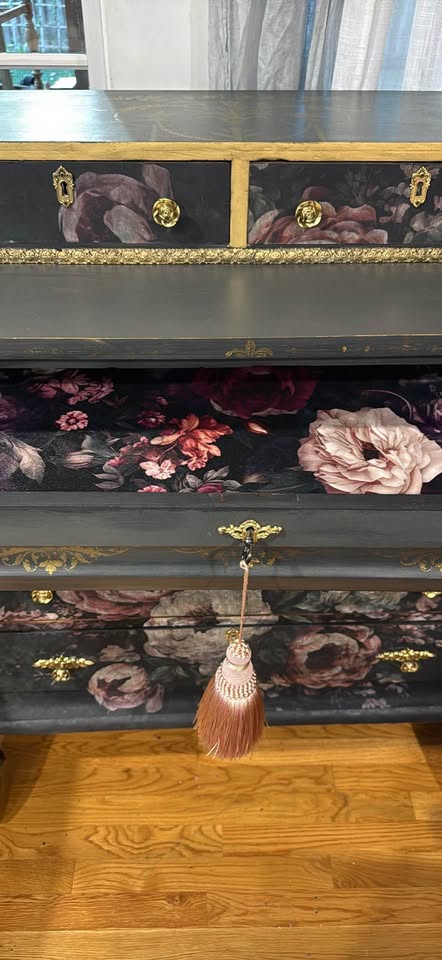 Peonies in bloom dresser and Triptych mirror (circa 1880s)