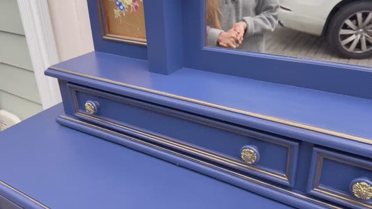 Redouté en bleu dresser / credenza with mirror